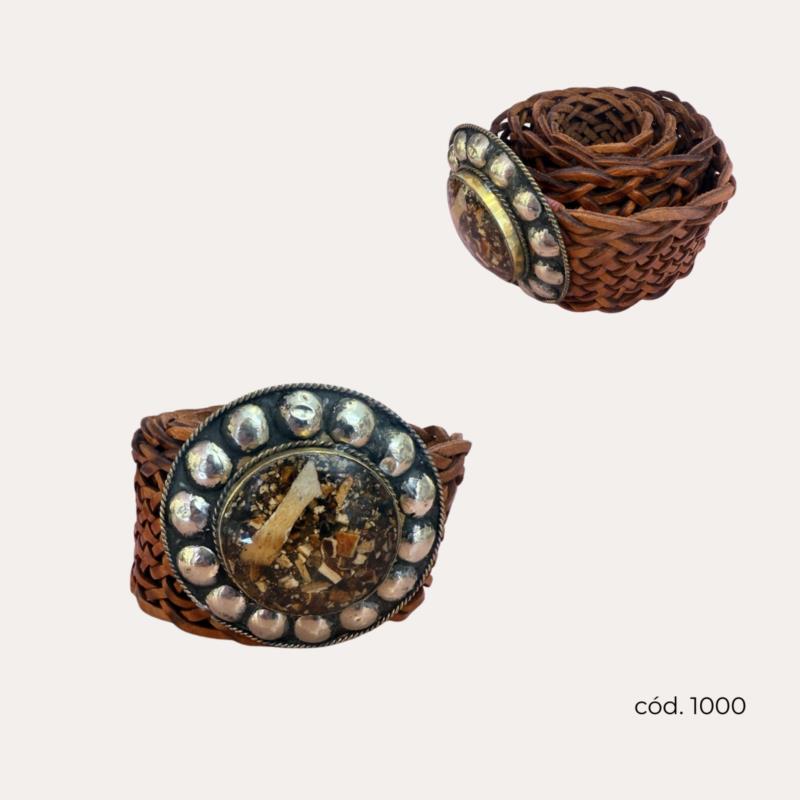 Cinturón ancho marrón trenzado