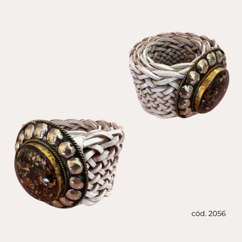 Cinturón ancho blanco trenzado