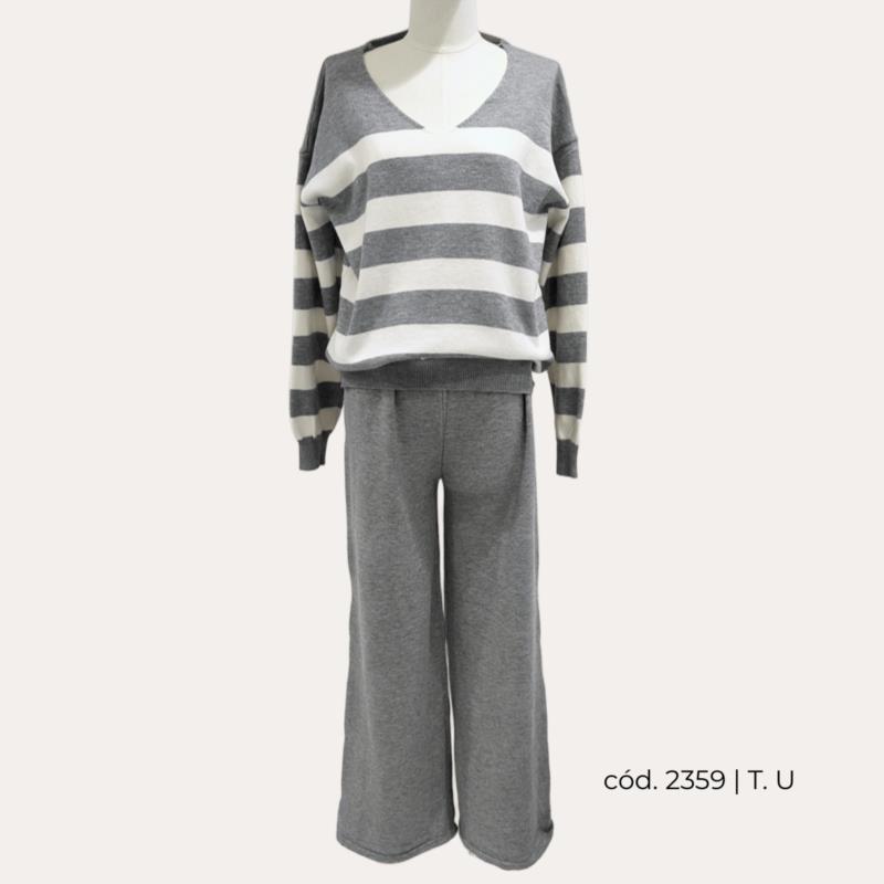 Conjunto de Punto Gris con Jersey de Cuello Pico y Pantalón