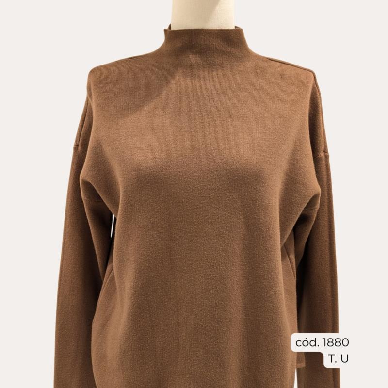 Jersey de Punto Camel con Cuello Alto