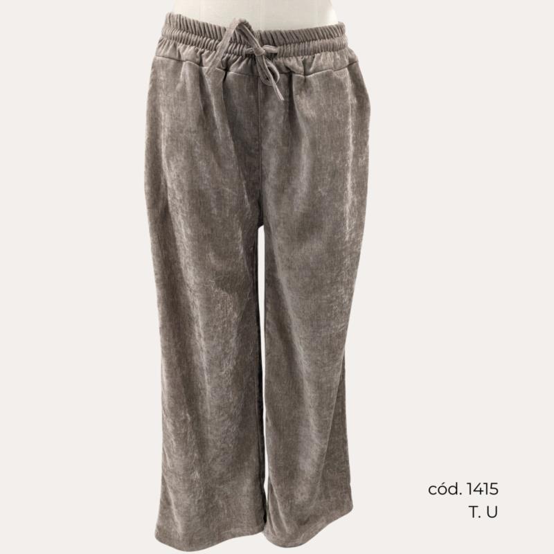 Pantalón Recto de Pana en Camel