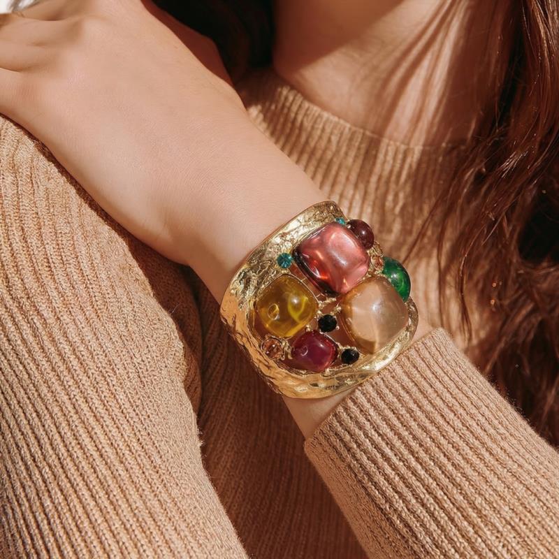 Brazalete grande 6 piedras