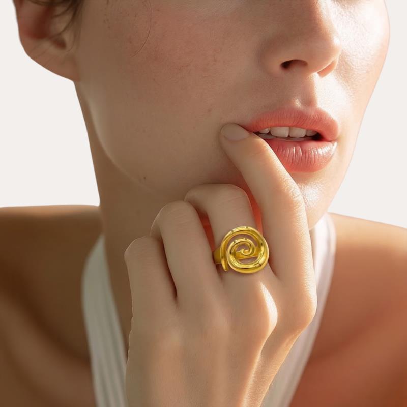 Anillo Espiral Dorado