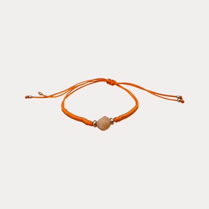 Pulsera de Hilo Naranja con Piedra Central