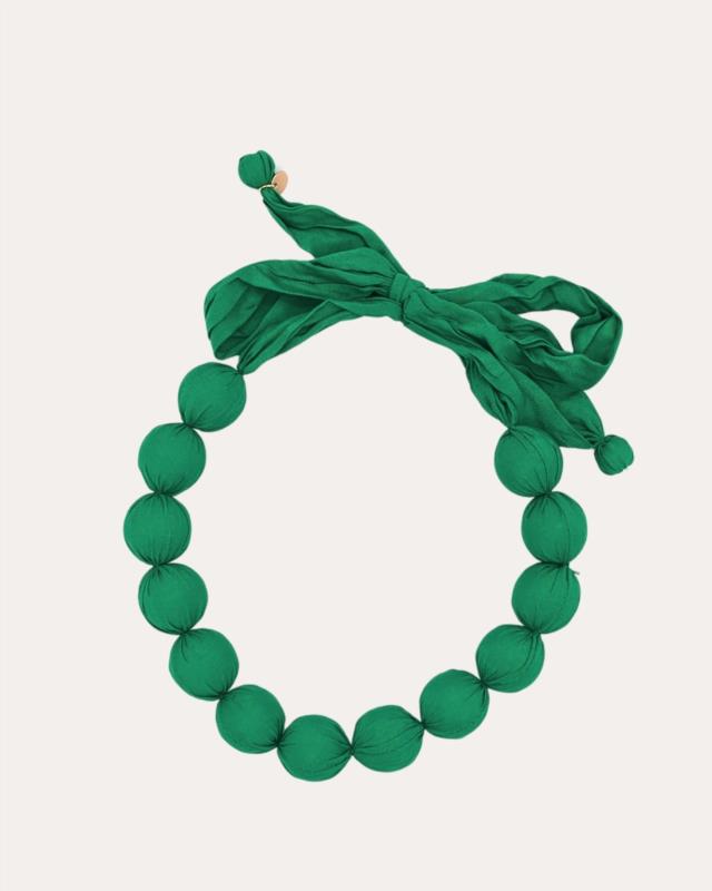 Collar Corto Bolas Verdes