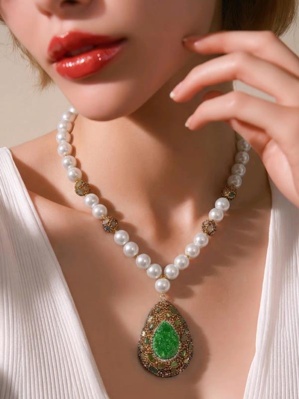 collar