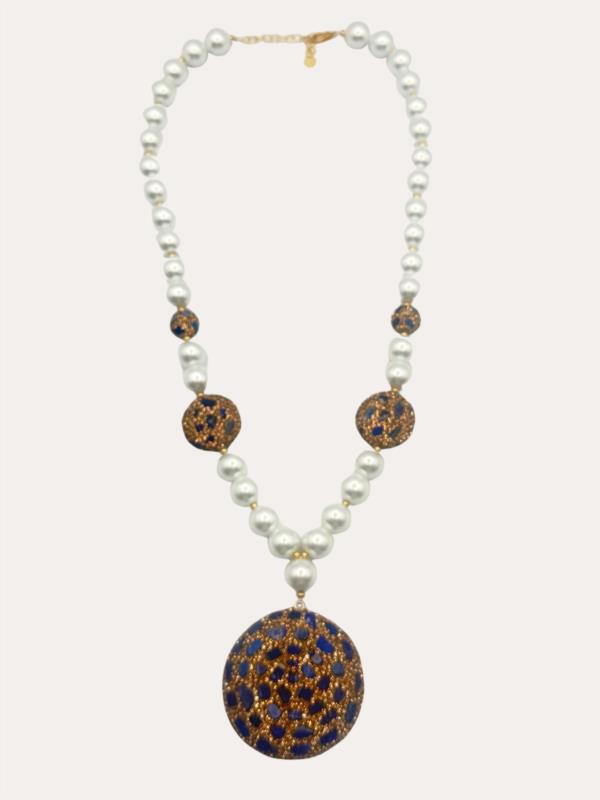 collar
