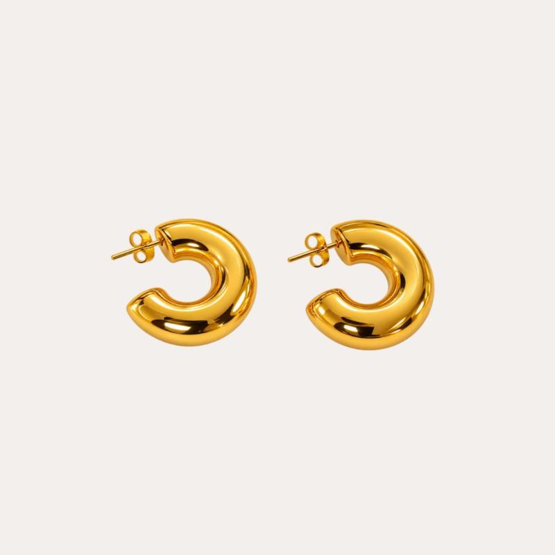 Aros Gruesos Dorados Estilo Minimal