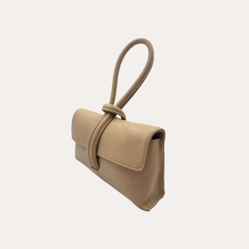 Mini Bolso Piel Beige Nudo Mano y Hombro (Chic)
